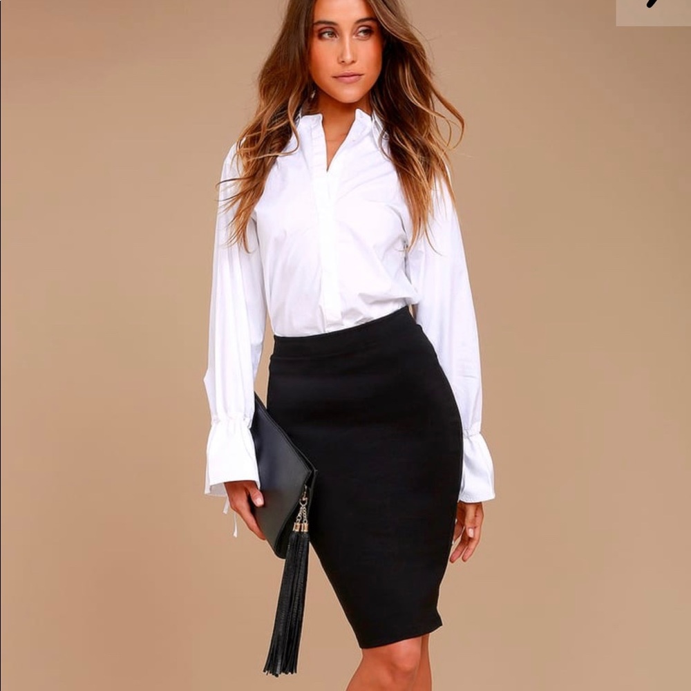 Brand New Lulu’s Pencil Skirt Size Medium